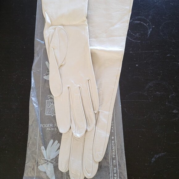 Vintage Roger Fare Leather Gloves Never Worn Size 6 1/2 - Picture 2 of 6